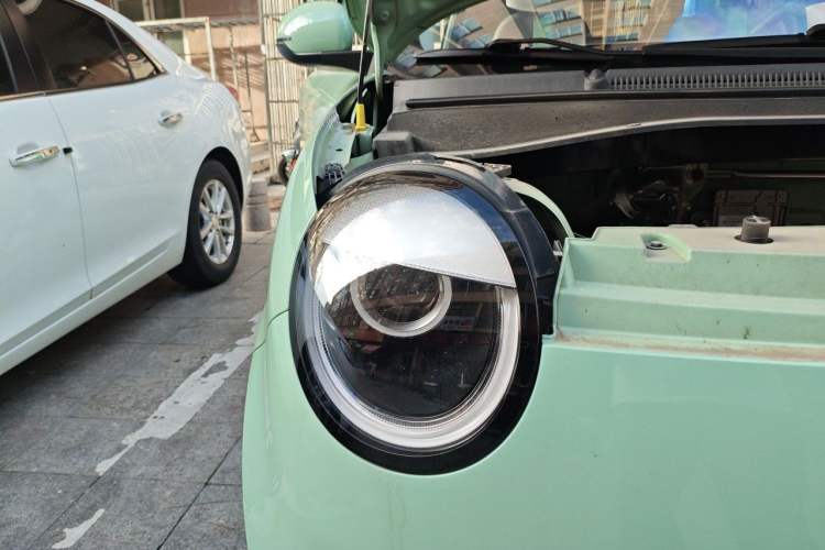 Used CHANGAN NEVO Lumin 2022 210km Sweet Edition Right Front Headlight
