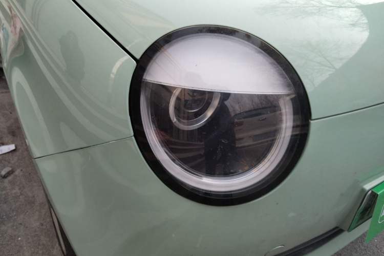 Used CHANGAN NEVO Lumin 2022 155 km – Refreshingly Sweet Edition Right Front Headlight