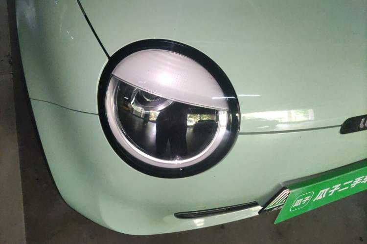 Used CHANGAN NEVO Lumin 2022 210km Sweet Edition Right Front Headlight