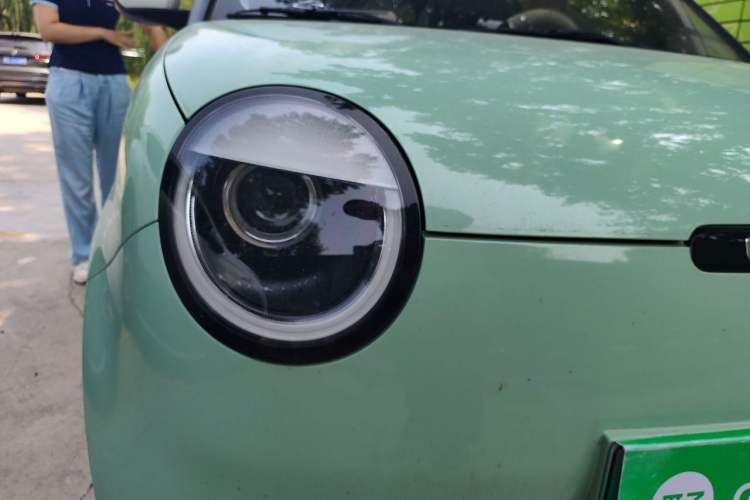 Used CHANGAN NEVO Lumin 2022 210km Sweet Edition Right Front Headlight