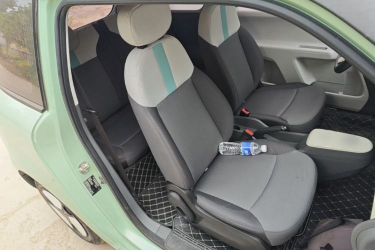 Used CHANGAN NEVO Lumin 2022 155 km – Refreshingly Sweet Edition Right Front Seat