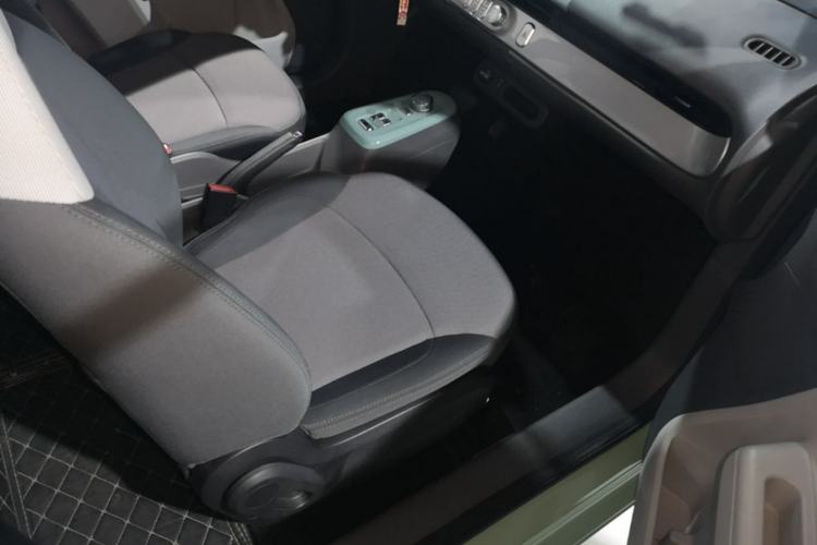 Used CHANGAN NEVO Lumin 2022 301km Honey-Sweet Version Right Front Seat