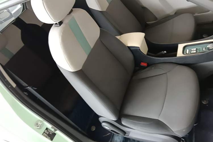 Used CHANGAN NEVO Lumin 2022 210km Sweet Edition Right Front Seat