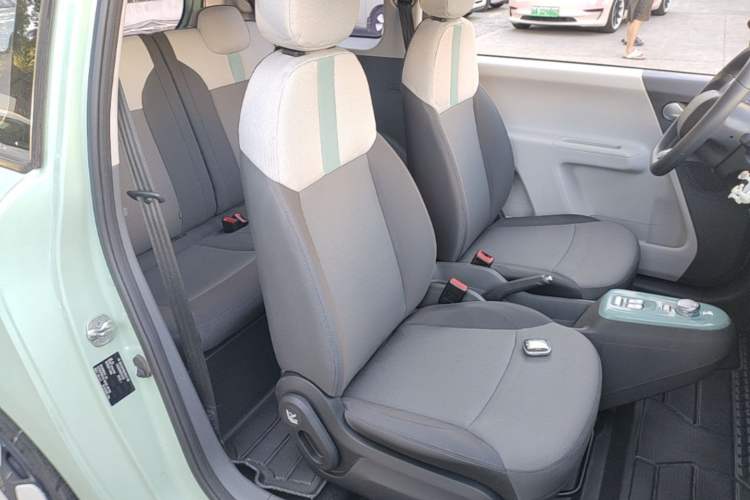 Used CHANGAN NEVO Lumin 2022 210km Sweet Edition Right Front Seat