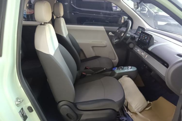 Used CHANGAN NEVO Lumin 2022 210km Sweet Edition Right Front Seat