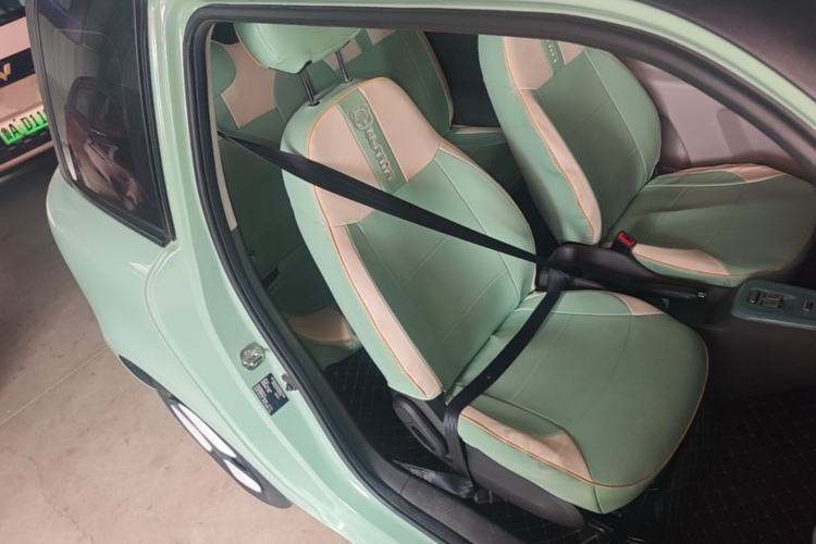 Used CHANGAN NEVO Lumin 2022 155 km – Refreshingly Sweet Edition Right Front Seat