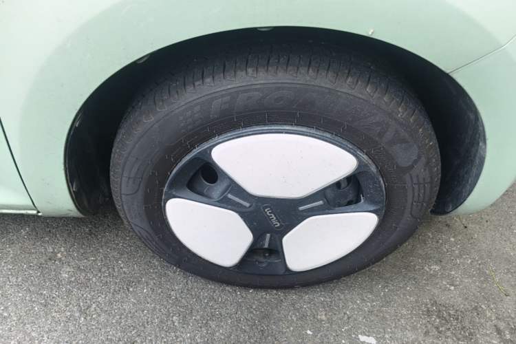 Used CHANGAN NEVO Lumin 2022 210km Sweet Edition Right Front Wheel Hub