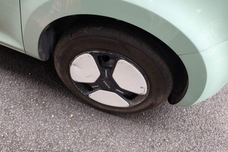 Used CHANGAN NEVO Lumin 2022 210km Sweet Edition Right Front Wheel Hub