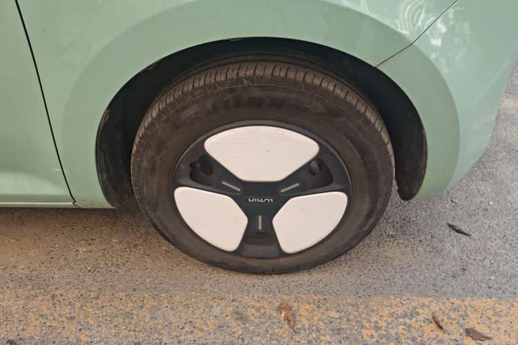 Used CHANGAN NEVO Lumin 2022 210km Sweet Edition Right Front Wheel Hub