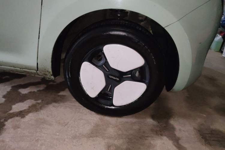 Used CHANGAN NEVO Lumin 2022 210km Sweet Edition Right Front Wheel Hub
