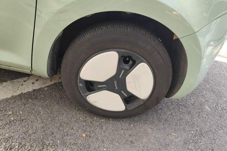 Used CHANGAN NEVO Lumin 2022 210km Sweet Edition Right Front Wheel Hub