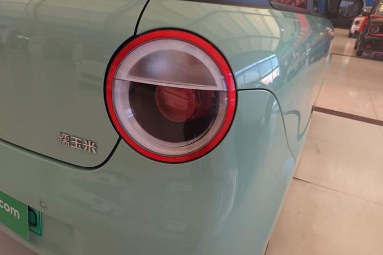 Used CHANGAN NEVO Lumin 2022 155 km – Refreshingly Sweet Edition Right Rear Taillight