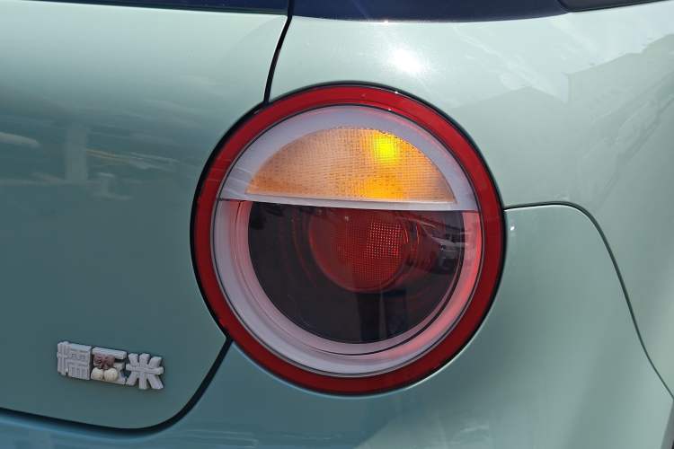 Used CHANGAN NEVO Lumin 2022 301km Honey-Sweet Version Right Rear Taillight