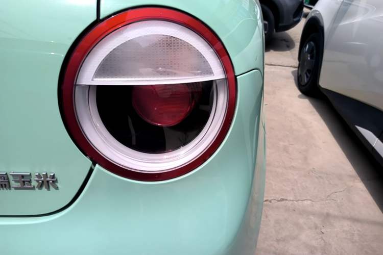 Used CHANGAN NEVO Lumin 2022 210km Sweet Edition Right Rear Taillight