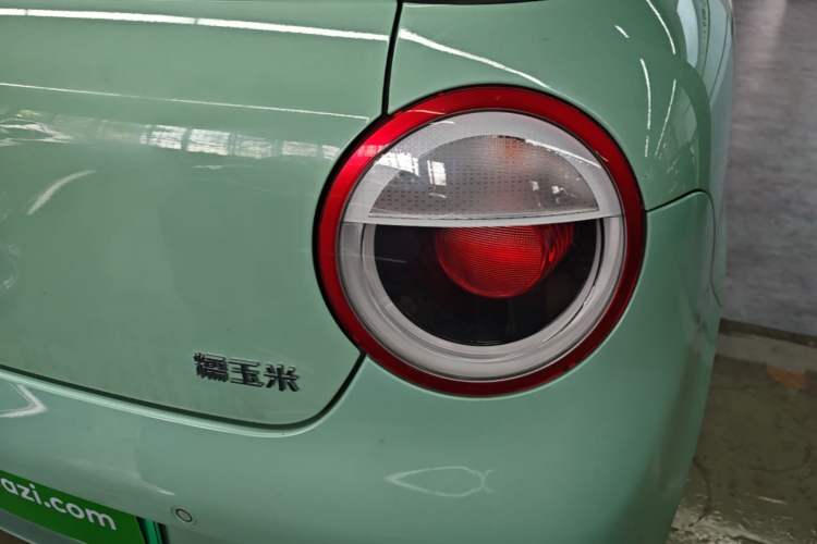 Used CHANGAN NEVO Lumin 2022 155 km – Refreshingly Sweet Edition Right Rear Taillight