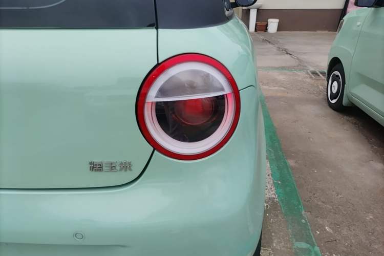 Used CHANGAN NEVO Lumin 2022 210km Sweet Edition Right Rear Taillight