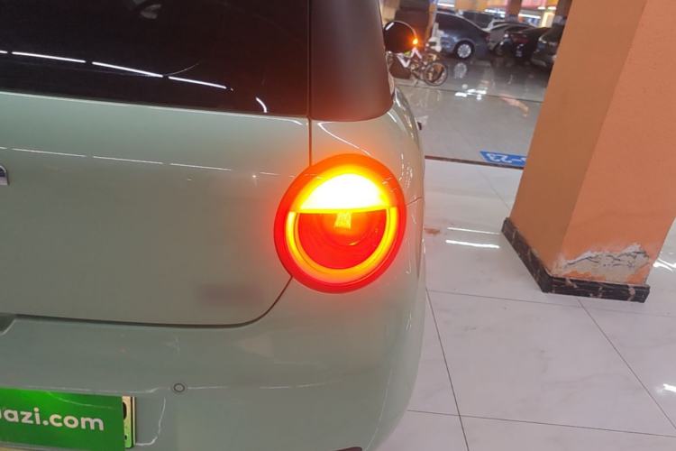 Used CHANGAN NEVO Lumin 2022 155 km – Refreshingly Sweet Edition Right Rear Taillight