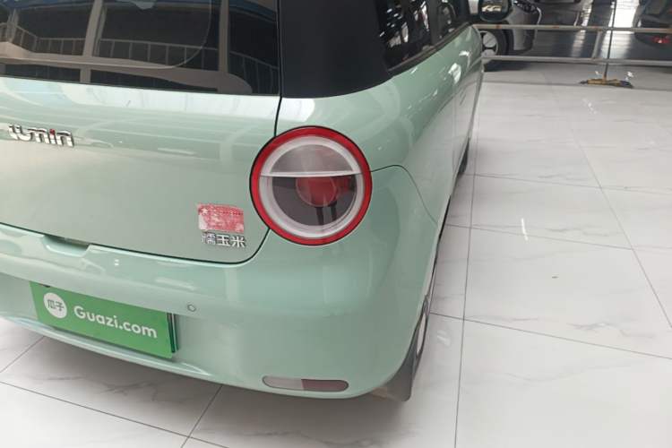 Used CHANGAN NEVO Lumin 2022 155 km – Refreshingly Sweet Edition Right Rear Taillight