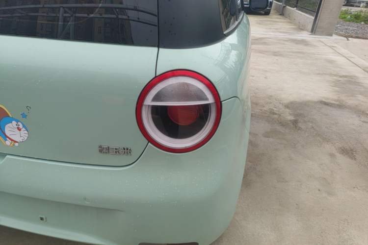 Used CHANGAN NEVO Lumin 2022 155 km – Refreshingly Sweet Edition Right Rear Taillight