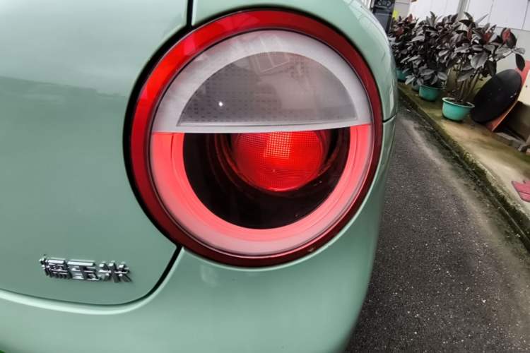 Used CHANGAN NEVO Lumin 2022 210km Sweet Edition Right Rear Taillight