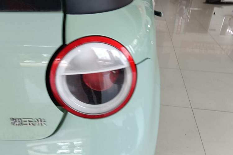 Used CHANGAN NEVO Lumin 2022 210km Sweet Edition Right Rear Taillight