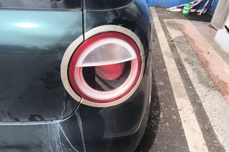 Used CHANGAN NEVO Lumin 2022 155 km – Refreshingly Sweet Edition Right Rear Taillight