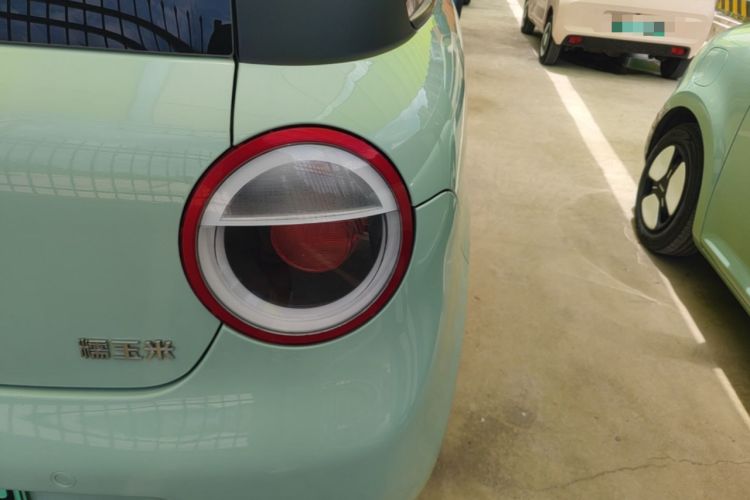 Used CHANGAN NEVO Lumin 2022 155 km – Refreshingly Sweet Edition Right Rear Taillight