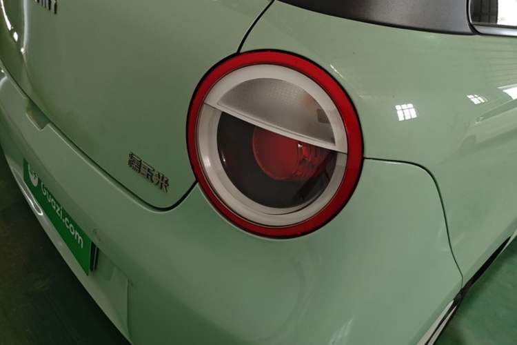 Used CHANGAN NEVO Lumin 2022 155 km – Refreshingly Sweet Edition Right Rear Taillight