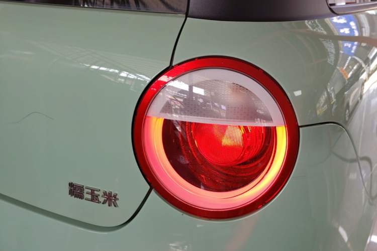 Used CHANGAN NEVO Lumin 2022 210km Sweet Edition Right Rear Taillight