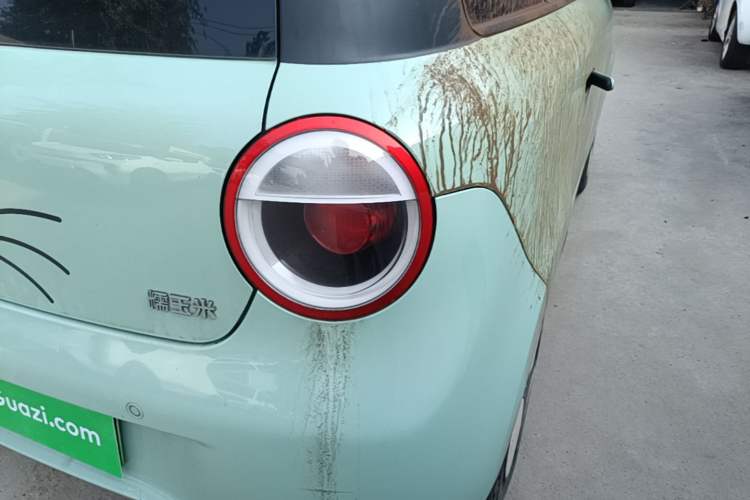 Used CHANGAN NEVO Lumin 2022 155 km – Refreshingly Sweet Edition Right Rear Taillight