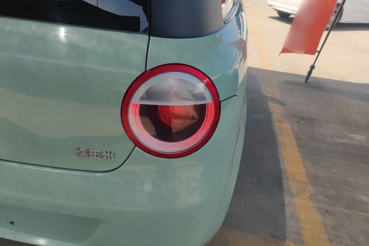 Used CHANGAN NEVO Lumin 2022 155 km – Refreshingly Sweet Edition Right Rear Taillight