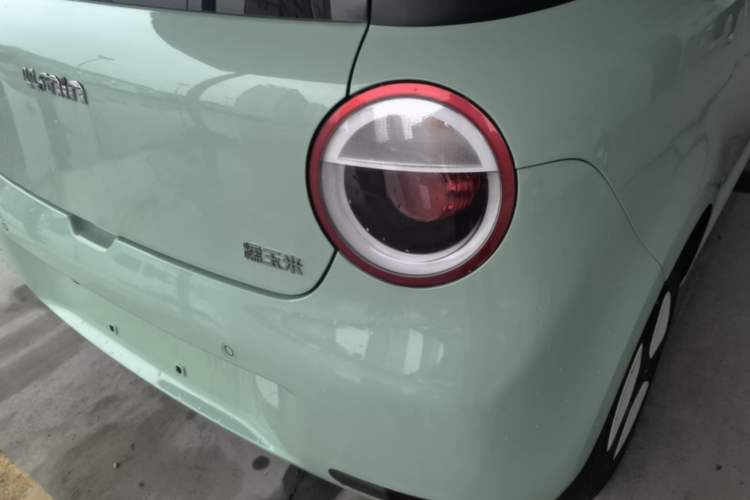 Used CHANGAN NEVO Lumin 2022 155 km – Refreshingly Sweet Edition Right Rear Taillight
