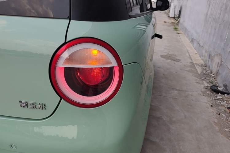 Used CHANGAN NEVO Lumin 2022 210km Sweet Edition Right Rear Taillight