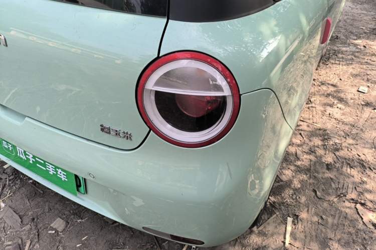 Used CHANGAN NEVO Lumin 2022 155 km – Refreshingly Sweet Edition Right Rear Taillight