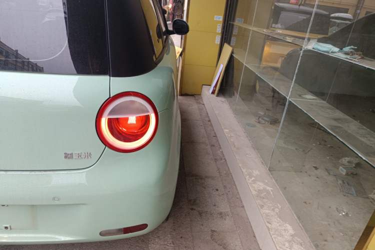Used CHANGAN NEVO Lumin 2022 210km Sweet Edition Right Rear Taillight