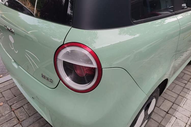 Used CHANGAN NEVO Lumin 2022 155 km – Refreshingly Sweet Edition Right Rear Taillight