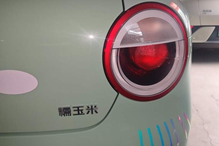 Used CHANGAN NEVO Lumin 2022 155 km – Refreshingly Sweet Edition Right Rear Taillight