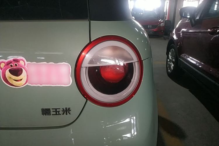 Used CHANGAN NEVO Lumin 2022 155 km – Refreshingly Sweet Edition Right Rear Taillight