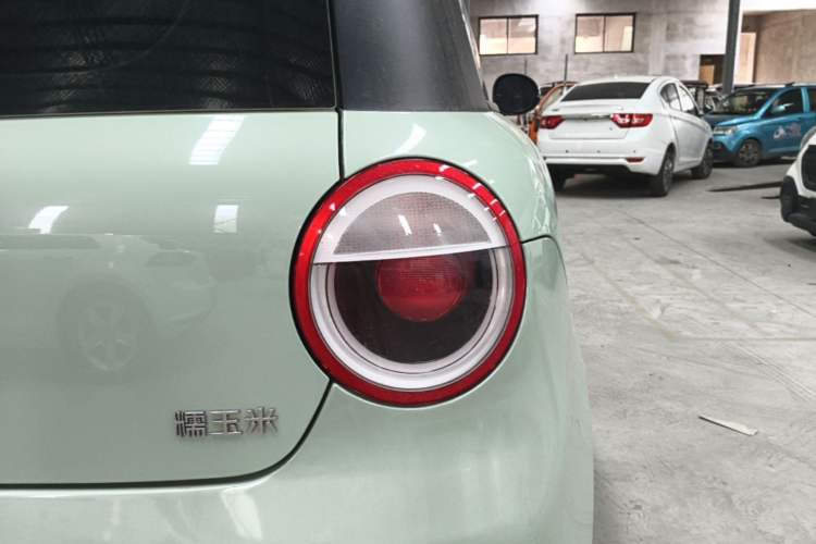 Used CHANGAN NEVO Lumin 2022 155 km – Refreshingly Sweet Edition Right Rear Taillight