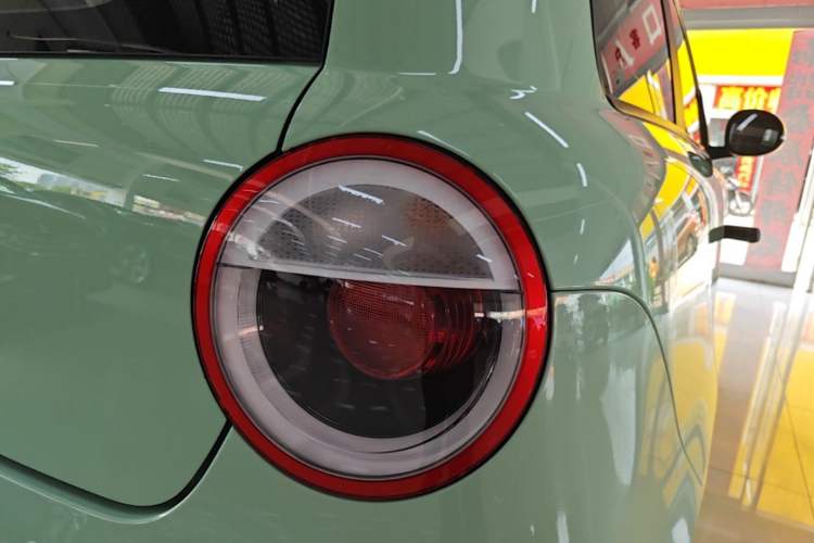 Used CHANGAN NEVO Lumin 2022 210km Sweet Edition Right Rear Taillight