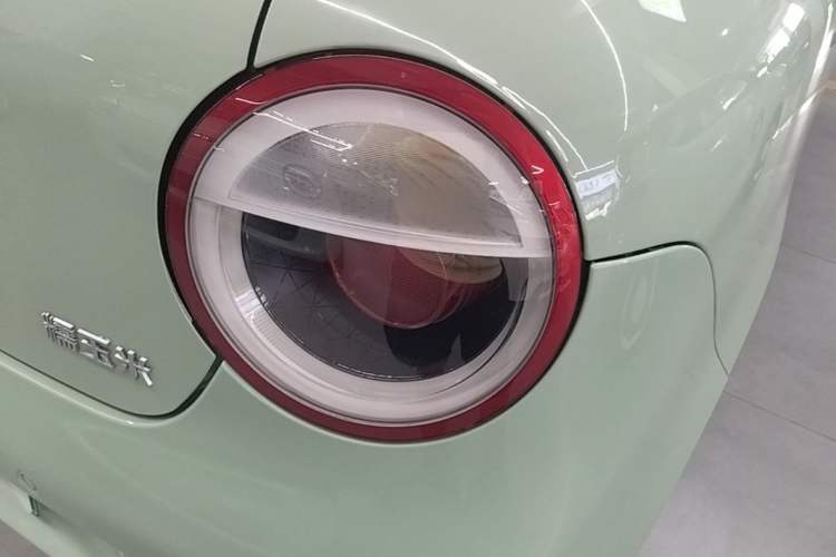 Used CHANGAN NEVO Lumin 2022 210km Sweet Edition Right Rear Taillight