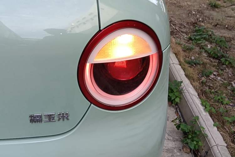 Used CHANGAN NEVO Lumin 2022 210km Sweet Edition Right Rear Taillight