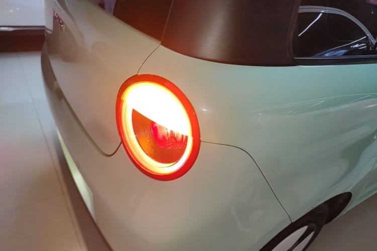 Used CHANGAN NEVO Lumin 2022 210km Sweet Edition Right Rear Taillight