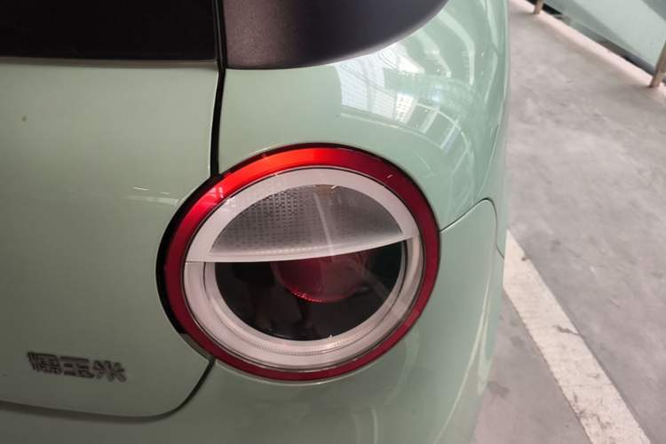 Used CHANGAN NEVO Lumin 2022 210km Sweet Edition Right Rear Taillight
