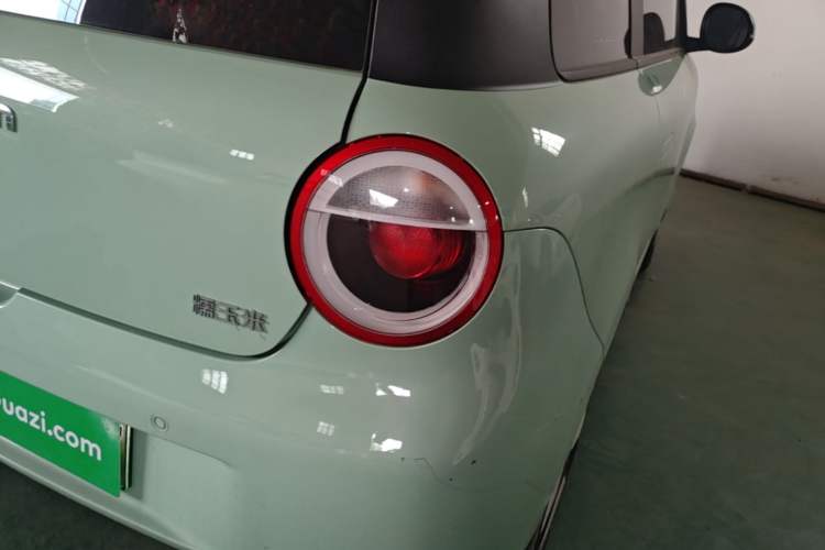 Used CHANGAN NEVO Lumin 2022 155 km – Refreshingly Sweet Edition Right Rear Taillight