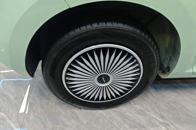 Used CHANGAN NEVO Lumin 2022 210km Sweet Edition Right Rear Wheel Hub