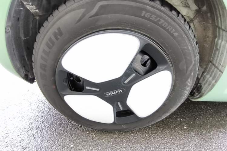 Used CHANGAN NEVO Lumin 2022 210km Sweet Edition Right Rear Wheel Hub