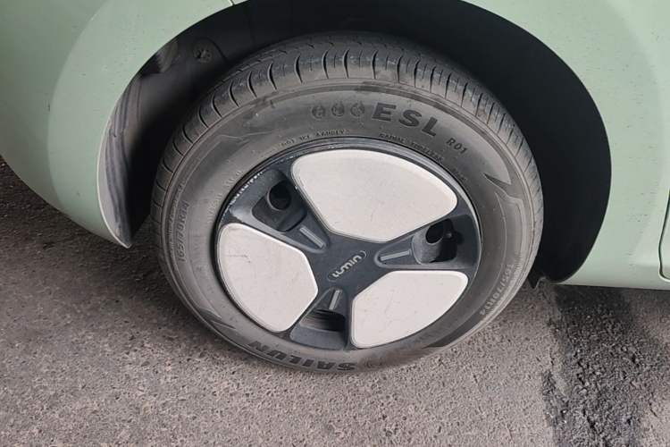 Used CHANGAN NEVO Lumin 2022 301km Honey-Sweet Version Right Rear Wheel Hub