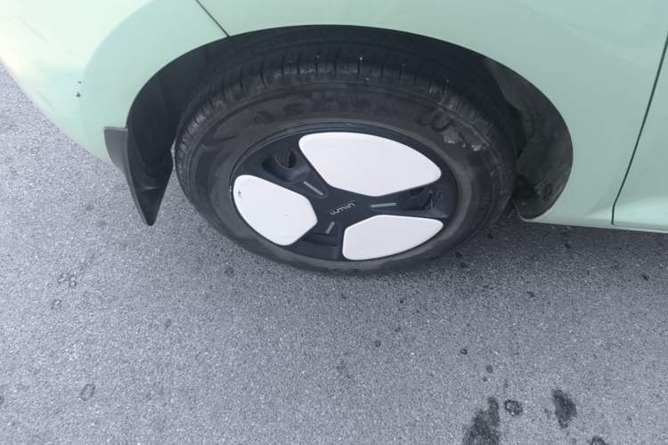 Used CHANGAN NEVO Lumin 2022 155 km – Refreshingly Sweet Edition Right Rear Wheel Hub