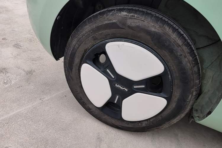 Used CHANGAN NEVO Lumin 2022 210km Sweet Edition Right Rear Wheel Hub